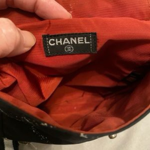 CHANEL Travel Bag - Picture 9 of 16